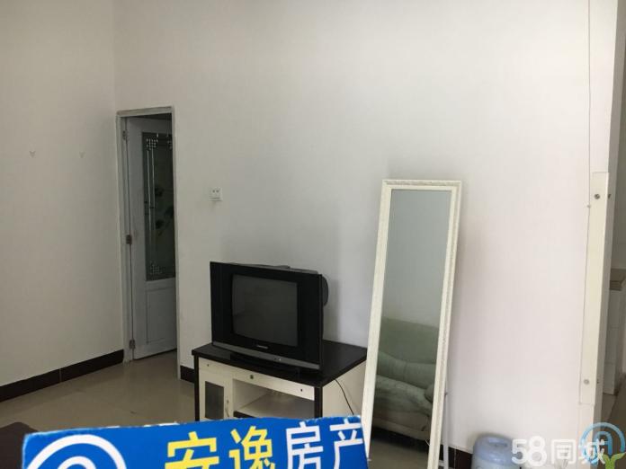 押一付三，九附二標(biāo)準(zhǔn)龥室龥廳電梯房，帶空調(diào)